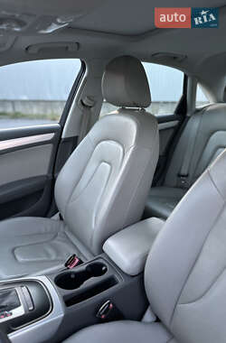 Седан Audi A4 2011 в Сваляве