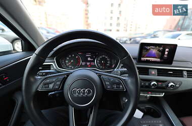 Седан Audi A4 2017 в 