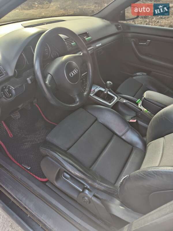 Седан Audi A4 2003 в Луцке