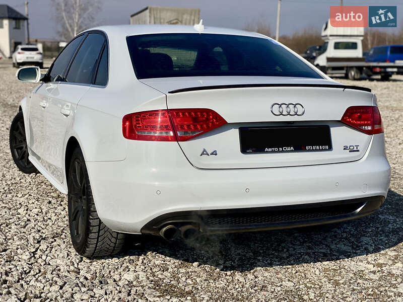 Седан Audi A4 2011 в Львове