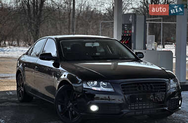 Седан Audi A4 2010 в Дніпрі