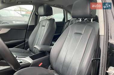 Седан Audi A4 2016 в 