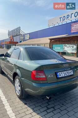Седан Audi A4 1999 в 