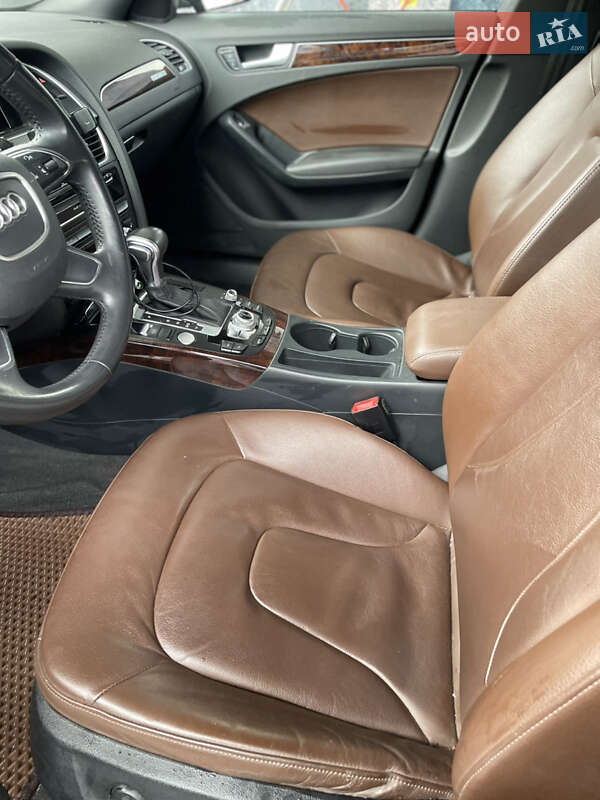 Седан Audi A4 2013 в Харькове