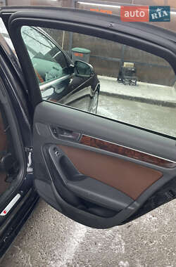 Седан Audi A4 2013 в 