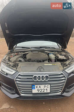 Седан Audi A4 2017 в 