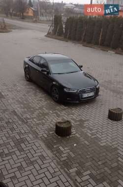 Седан Audi A4 2013 в 