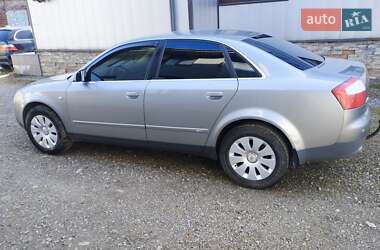 Седан Audi A4 2001 в 