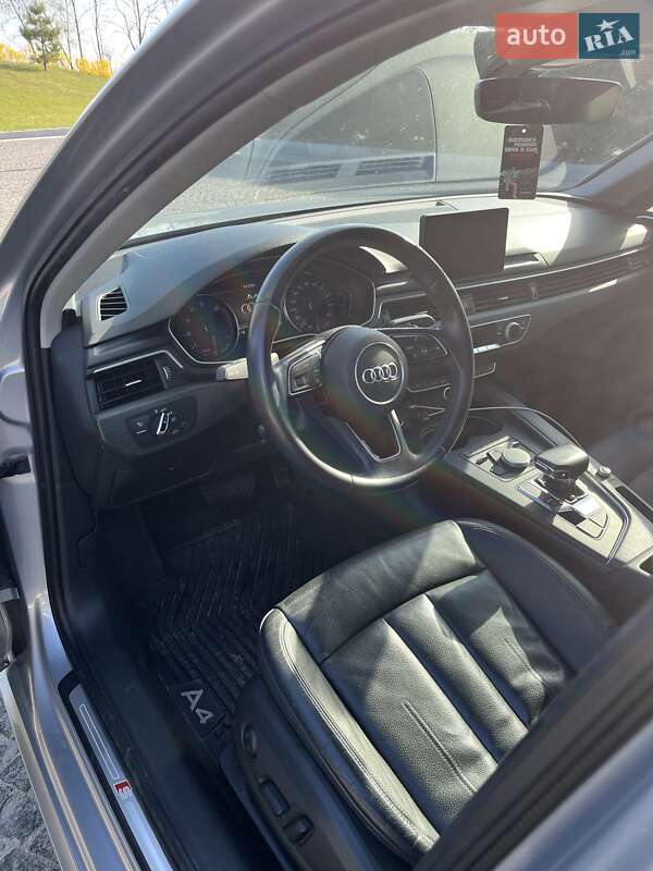 Седан Audi A4 2017 в Киеве