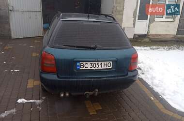 Універсал Audi A4 1996 в 