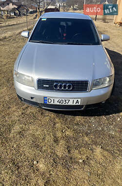 Седан Audi A4 2003 в Верховині