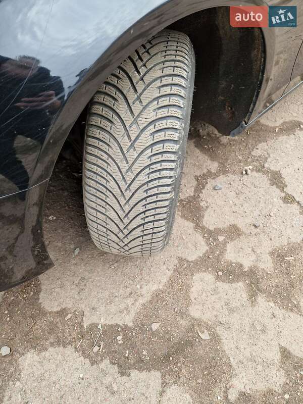 Седан Audi A4 2010 в Чернігові