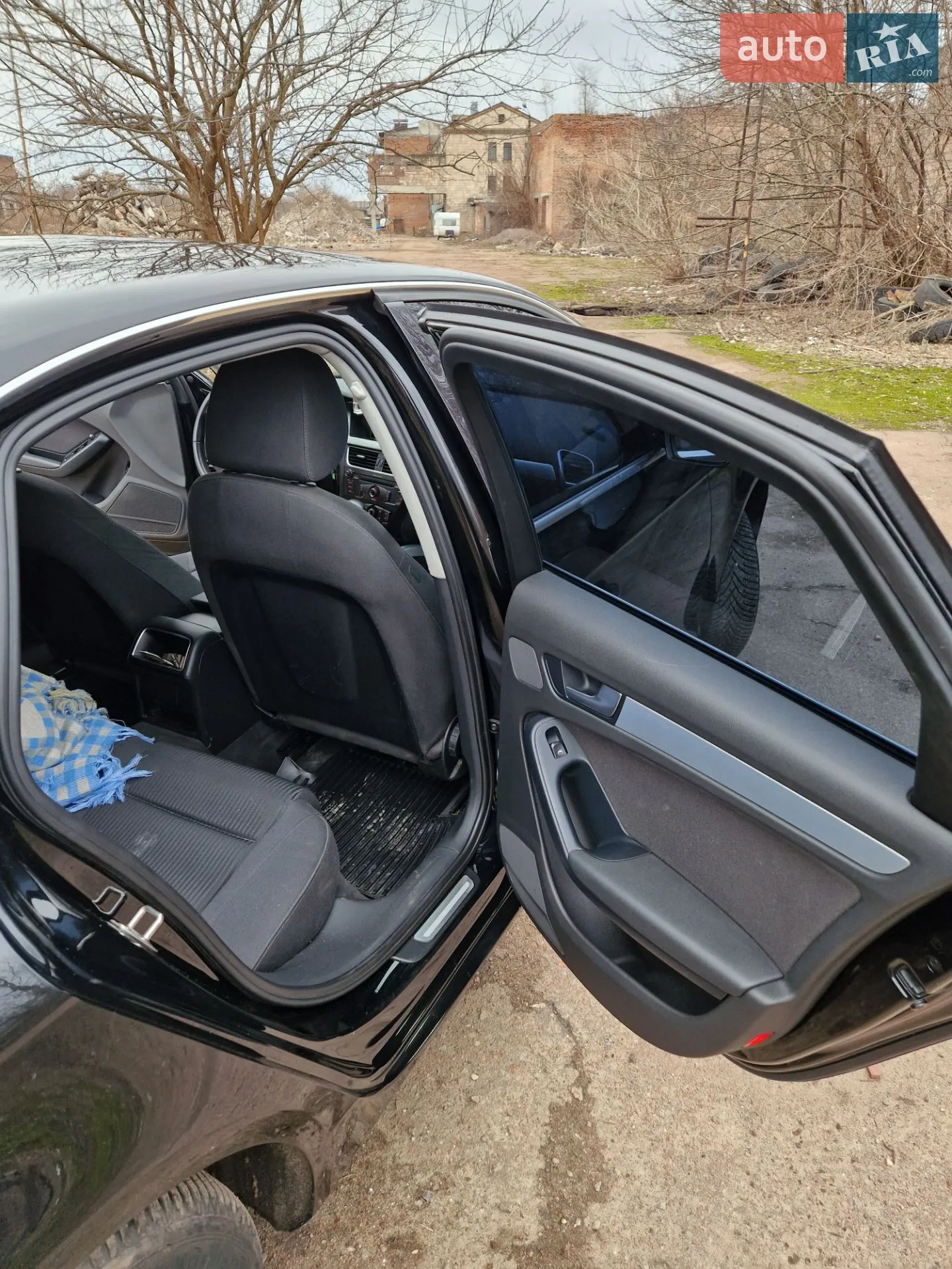 2010 Audi A4 - мініатюра 23
