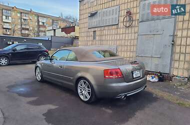 Кабриолет Audi A4 2009 в 