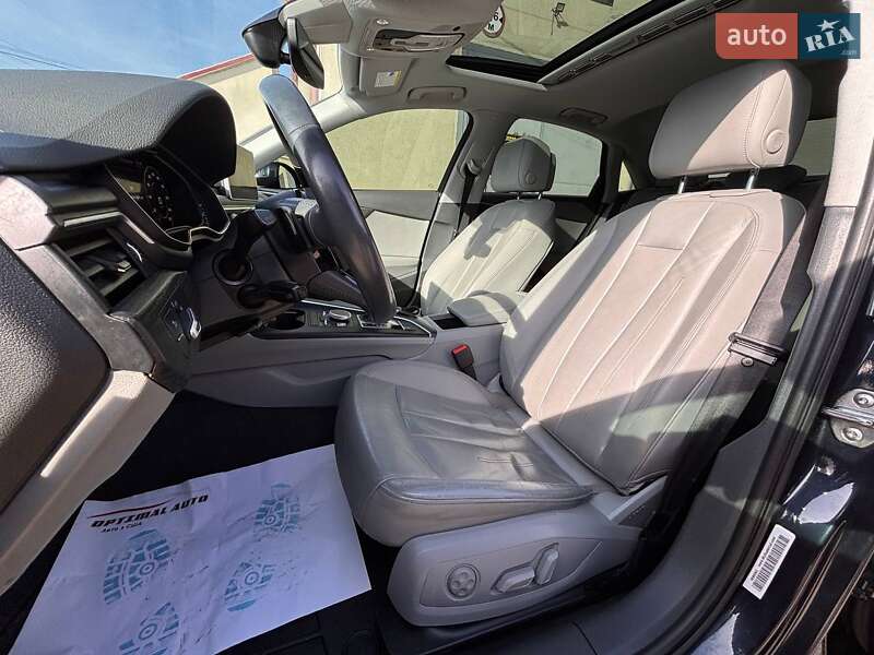 Седан Audi A4 2018 в Львове