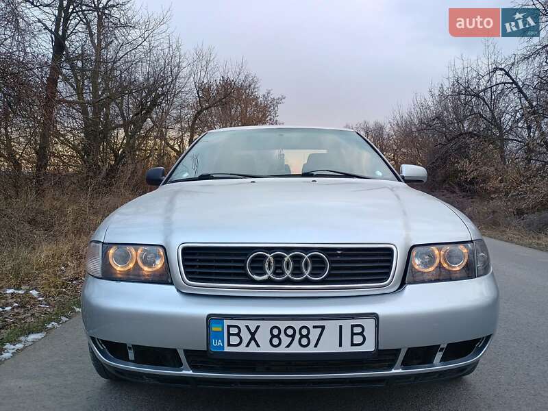 Седан Audi A4 1997 в Каменец-Подольском