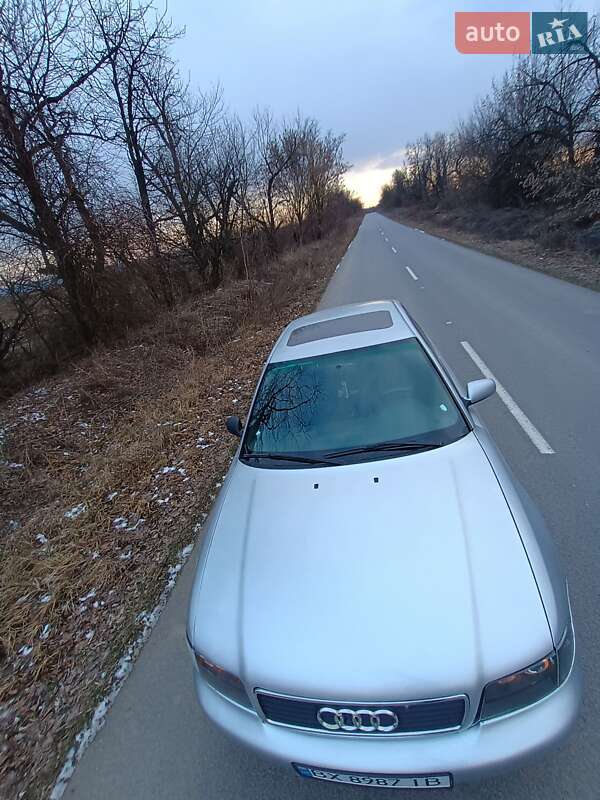 Седан Audi A4 1997 в Каменец-Подольском