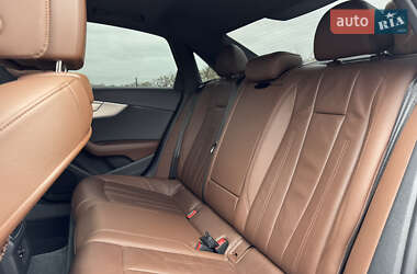Седан Audi A4 2016 в 