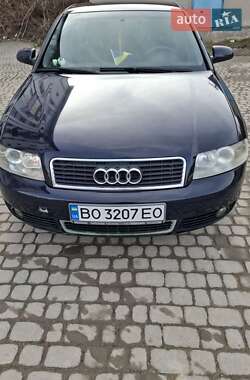 Седан Audi A4 2004 в 
