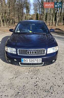 Седан Audi A4 2004 в 