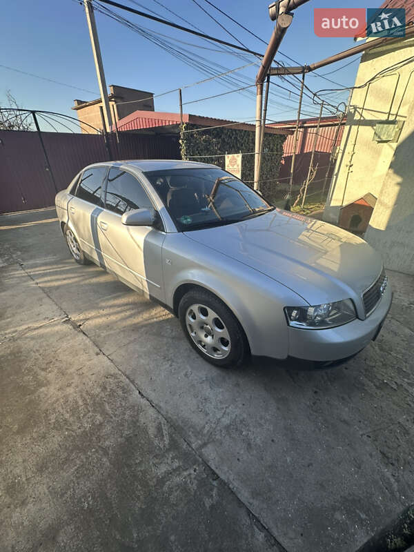 Седан Audi A4 2002 в Одесі