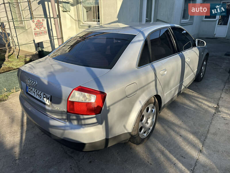 Седан Audi A4 2002 в Одессе