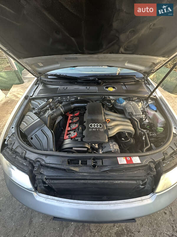 Седан Audi A4 2002 в Одесі