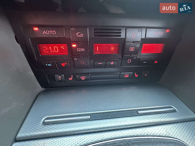Седан Audi A4 2002 в Одесі