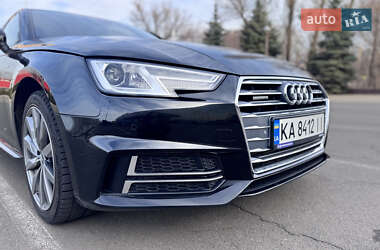 Седан Audi A4 2018 в 