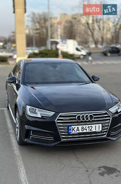 Седан Audi A4 2018 в 