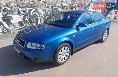 Седан Audi A4 2000 в Дніпрі