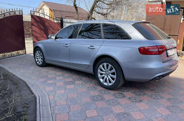Универсал Audi A4 2015 в 