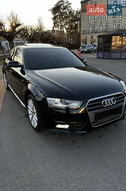 Седан Audi A4 2015 в Киеве