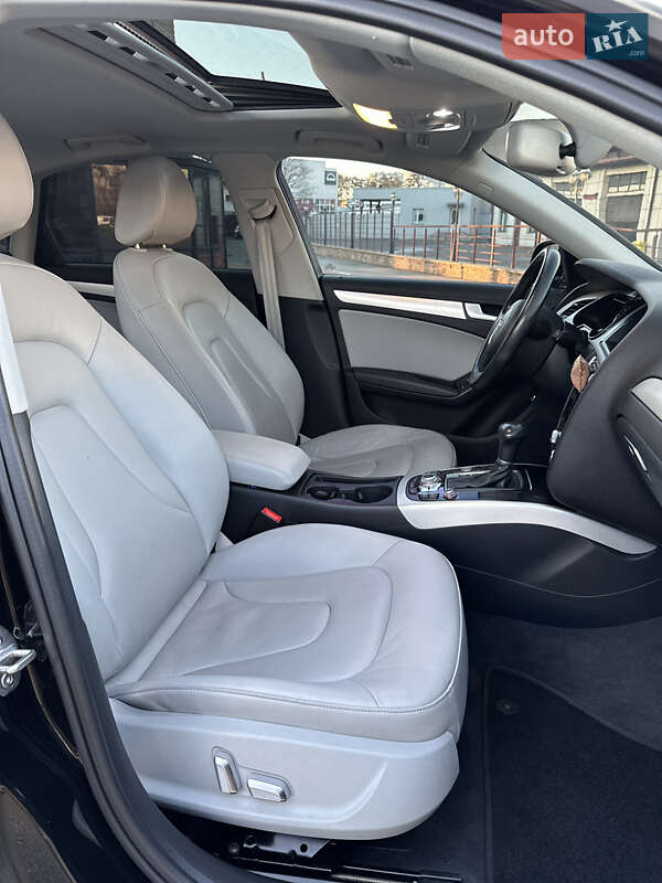 Седан Audi A4 2015 в Киеве