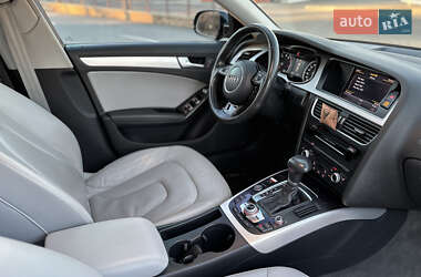 Седан Audi A4 2015 в Киеве