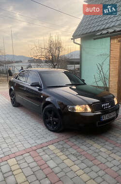 Седан Audi A4 2002 в 