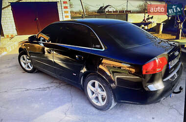 Седан Audi A4 2006 в Тростянце