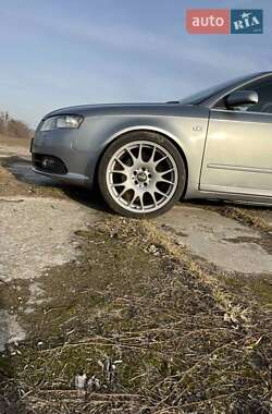 Универсал Audi A4 2005 в Тараще