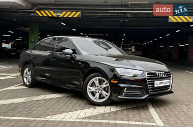 Седан Audi A4 2018 в Киеве