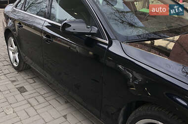 Седан Audi A4 2012 в Днепре