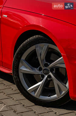 Универсал Audi A4 2020 в 