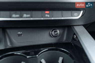 Универсал Audi A4 2020 в 