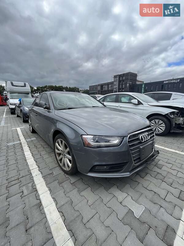 Audi A4 2012