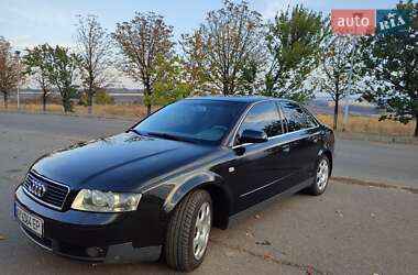 Седан Audi A4 2004 в 