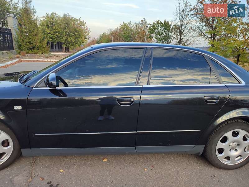 Седан Audi A4 2004 в Балаклее