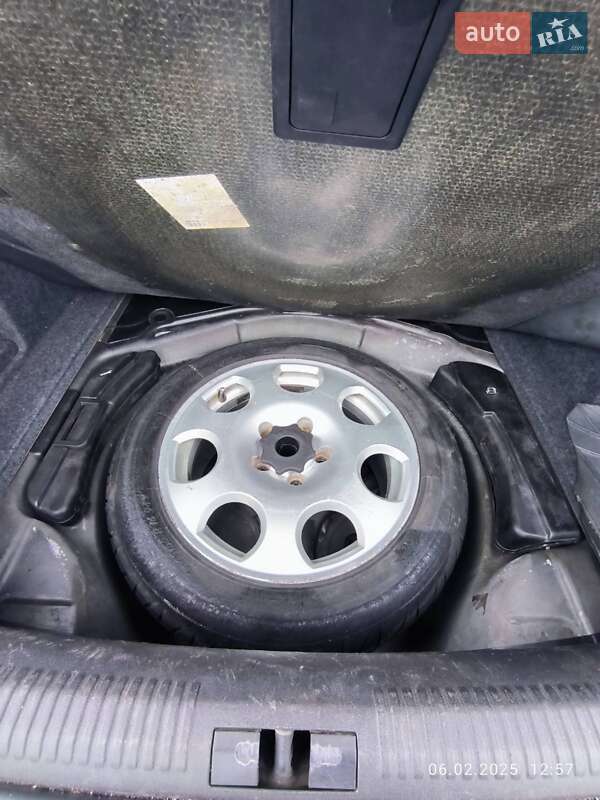 Седан Audi A4 2004 в Балаклее