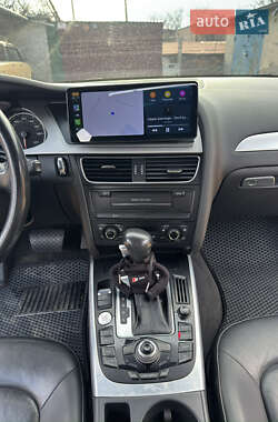 Седан Audi A4 2011 в 