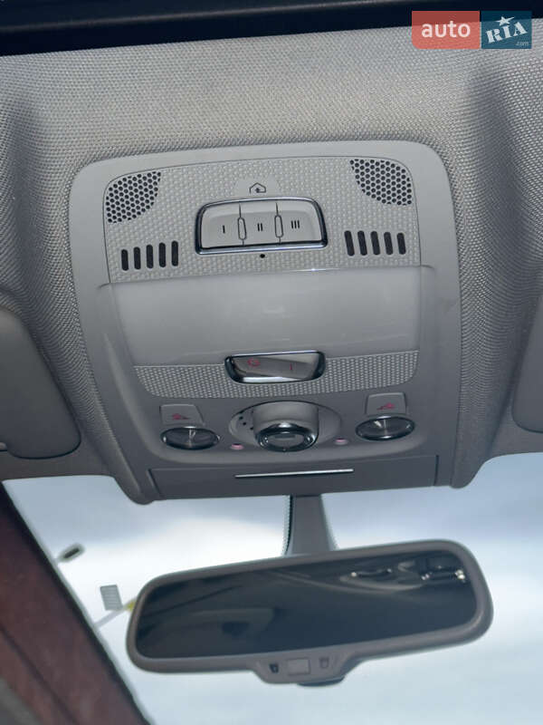 Седан Audi A4 2014 в Черкассах