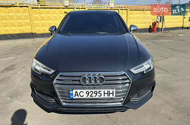 Седан Audi A4 2017 в Киеве