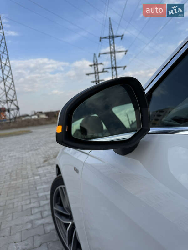 Седан Audi A4 2020 в Киеве